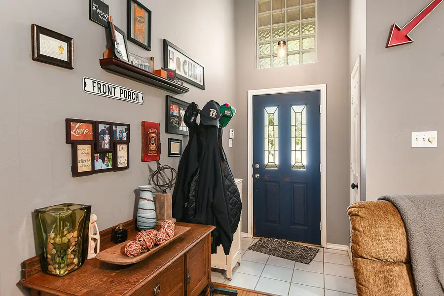 5924 Canberra Lane, Arlington, TX 76017 - Image #3