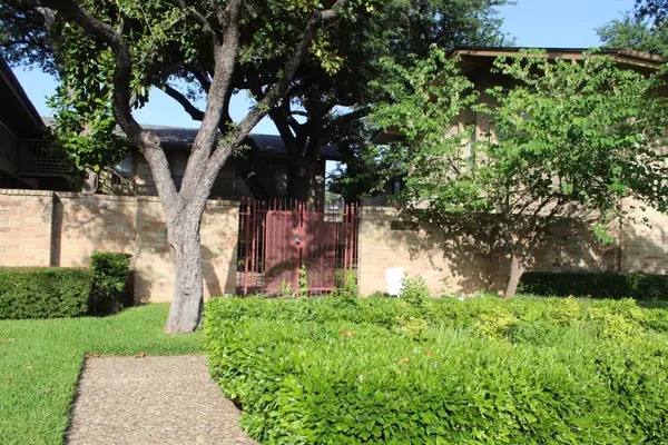 11312 Park Central Place #A, Dallas, TX 75230