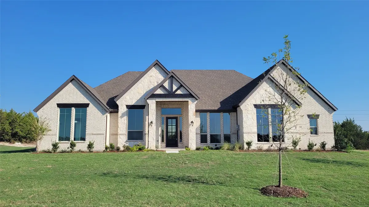 7011 Hayes Road, Midlothian, TX 76065 - Image #1