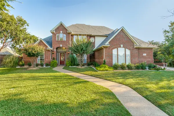 203 Manor Place, Southlake, TX 76092