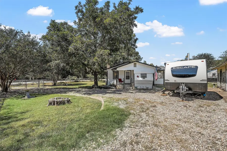101 Bluegrass, Whitney, TX 76692 - Image #3