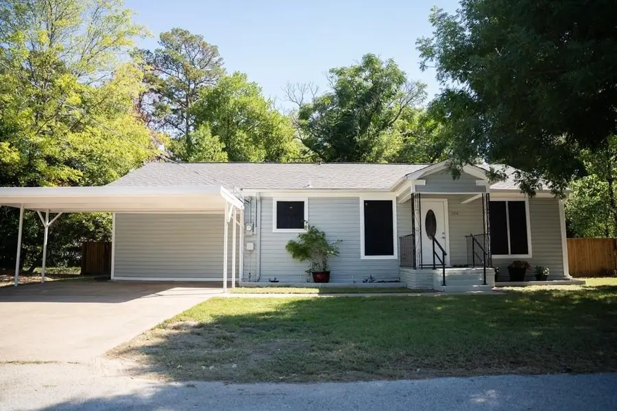 204 Robbins Street, Quitman, TX 75783 - Image #2