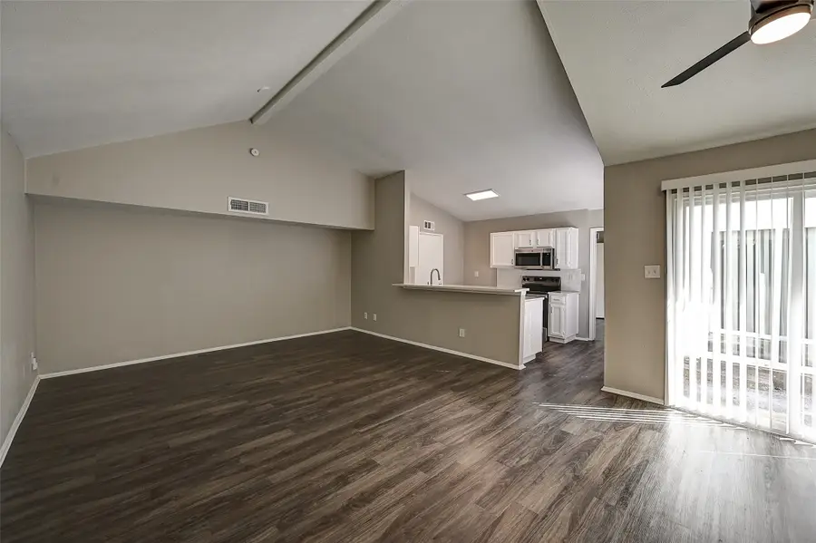 9556 Gonzales Drive, Dallas, TX 75227 - Image #2