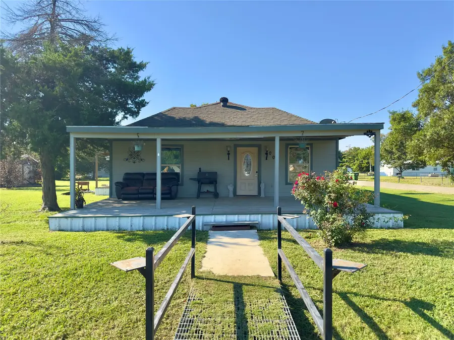 200 E South Street, Trenton, TX 75490 - Image #2