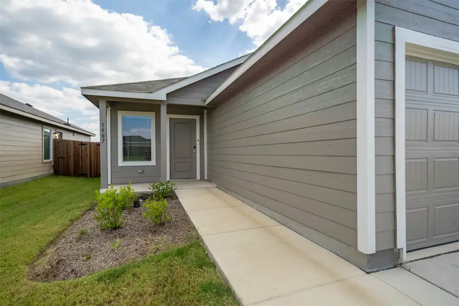 1907 Wild Orchard Lane, Crandall, TX 75114 - Image #3