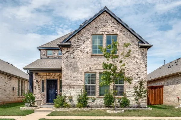 2032 Olivereta Drive, Little Elm, TX 75068