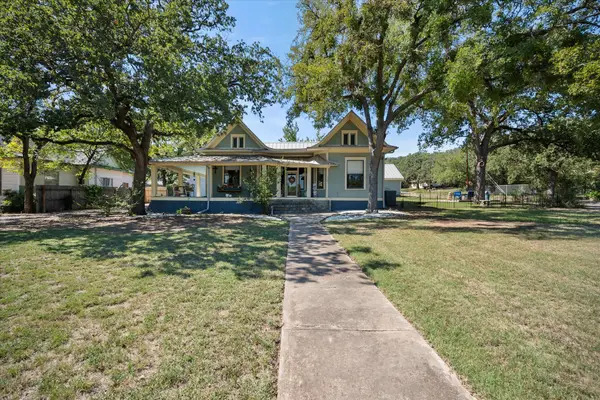 1209 NW 4th Avenue, Mineral Wells, TX 76067