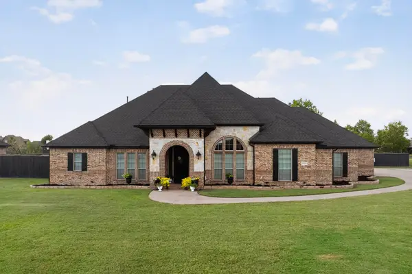 18209 Langford Lane, Talty, TX 75126