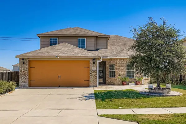 103 Presidents Way, Venus, TX 76084