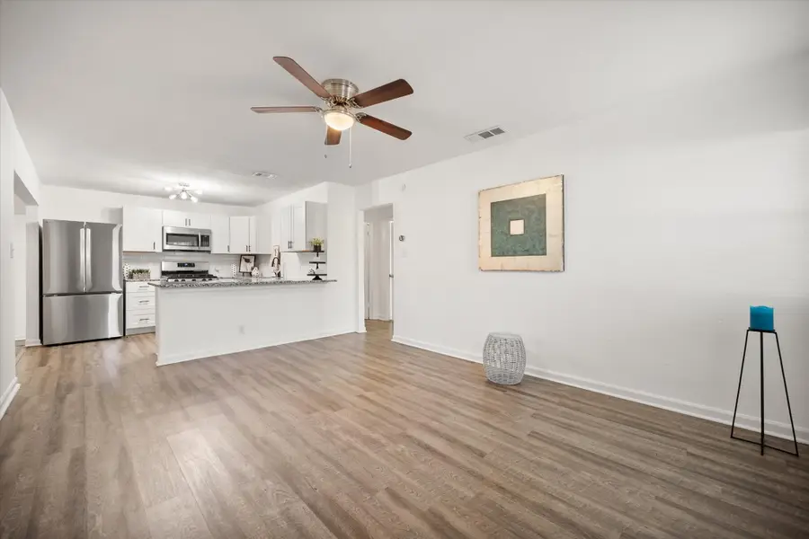 4452 Fletcher Avenue, Fort Worth, TX 76107 - Image #2