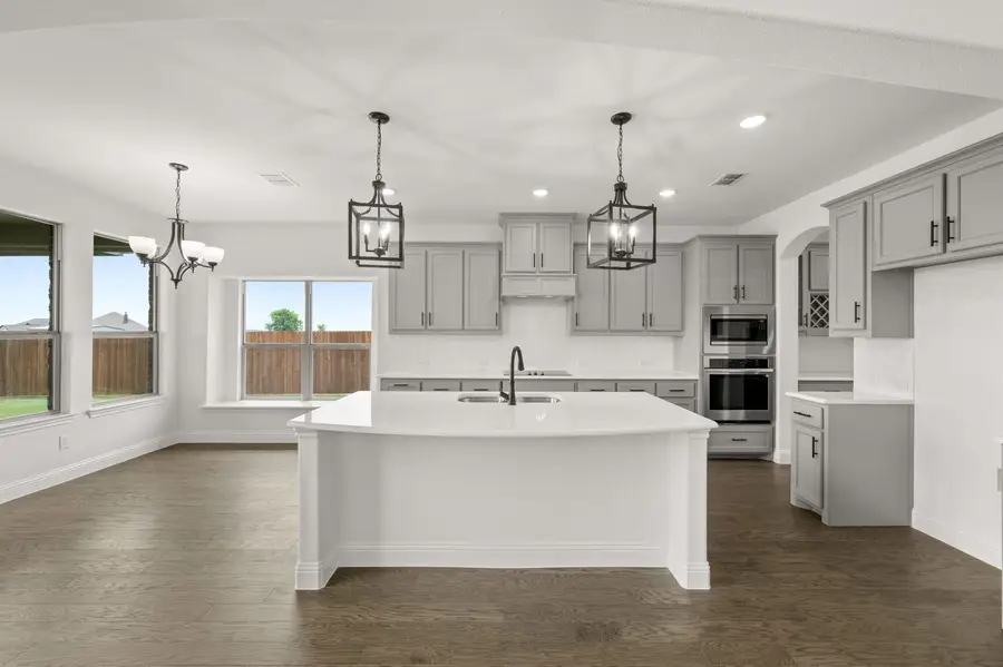 12912 Little Wolf Drive, Godley, TX 76044 - Image #2