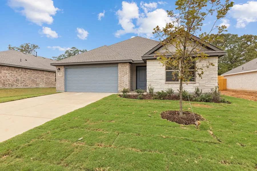 3816 Rose Hill Court, Denison, TX 75020 - Image #2