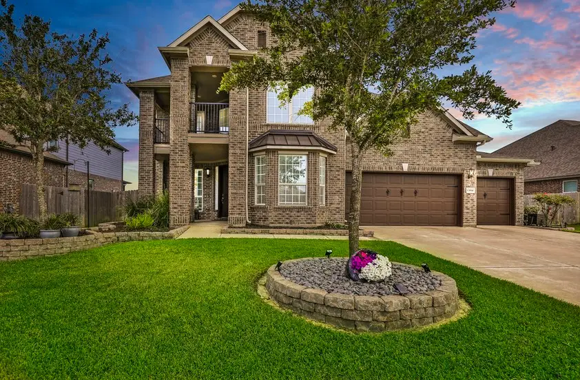 13814 Russell Court, Monterey Belvieu, TX 77523 - Image #1