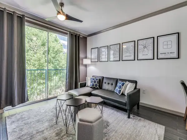 330 Las Colinas Boulevard E #360, Irving, TX 75039