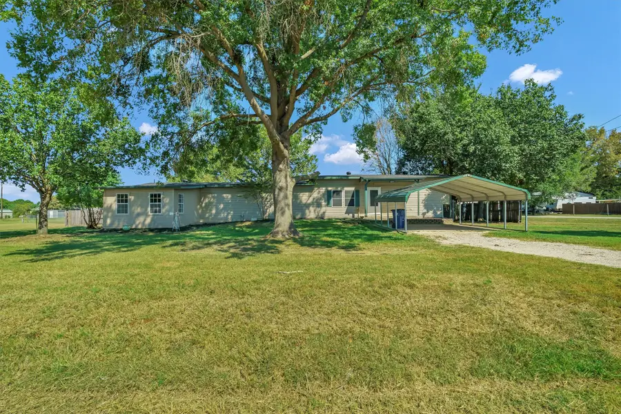 1941 Lariat Lane, Burleson, TX 76028 - Image #2