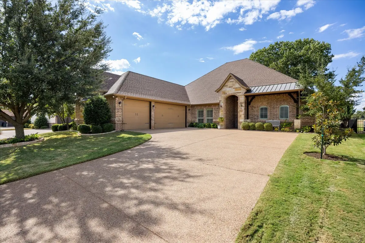 1223 Prestwick Court, Granbury, TX 76048 - Image #1