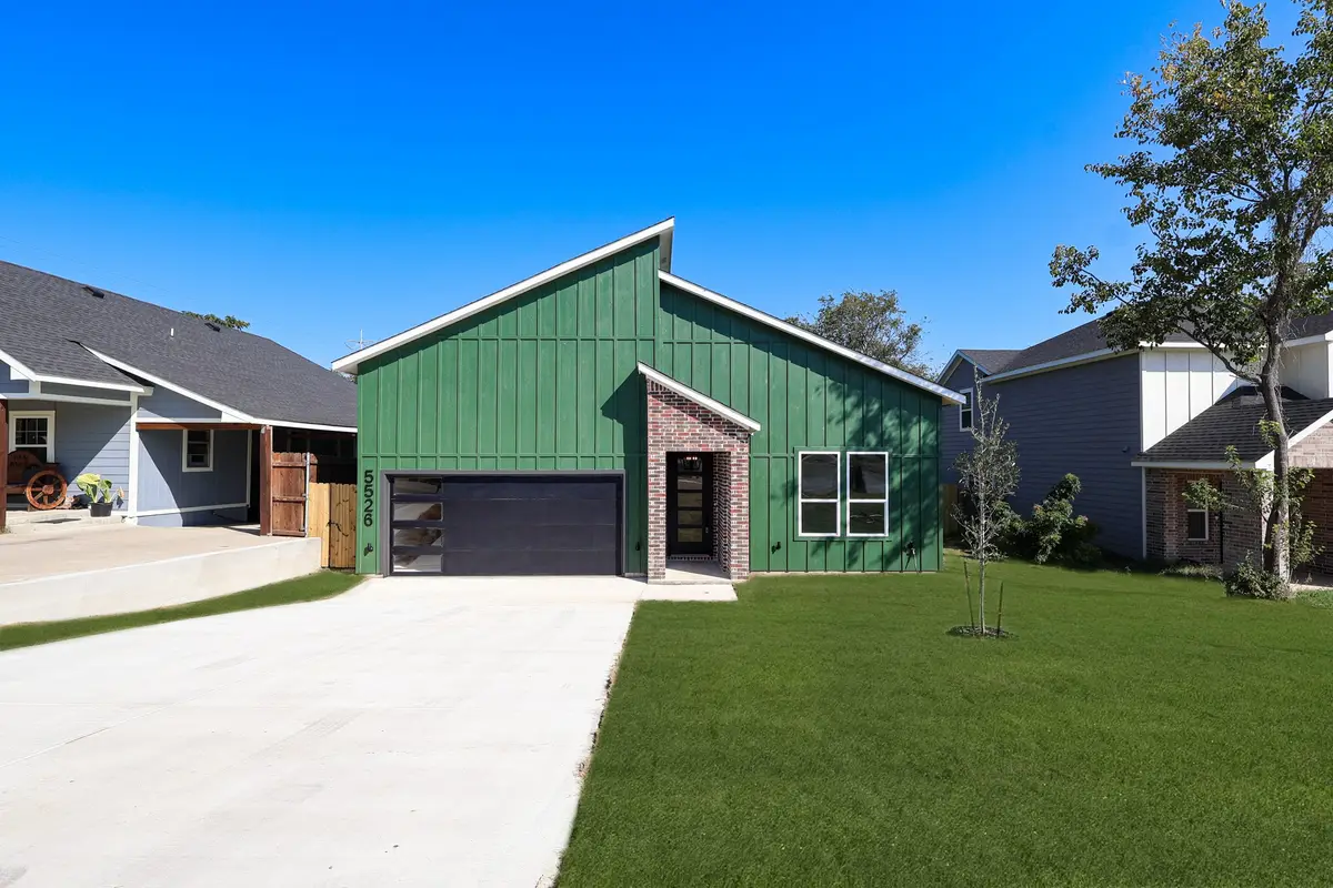5526 Donnelly Avenue, Fort Worth, TX 76107 - Image #1