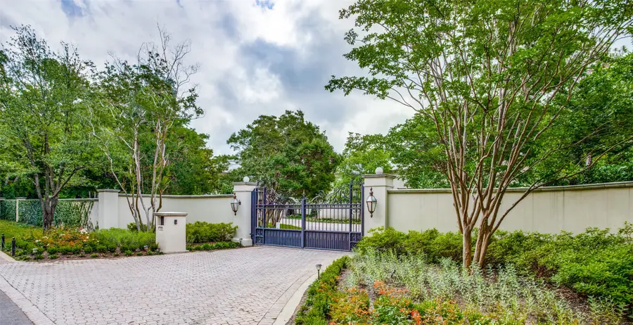 9520 Hathaway Street, Dallas, TX 75220 - Image #2