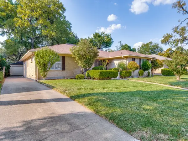 7415-7417 Walling Lane, Dallas, TX 75231