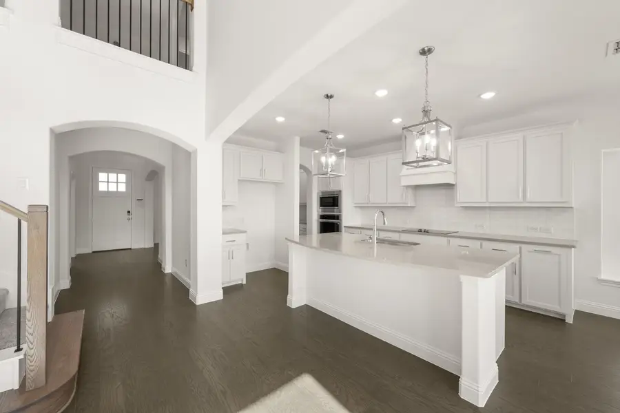 109 Golden Jackal Court, Godley, TX 76044 - Image #2