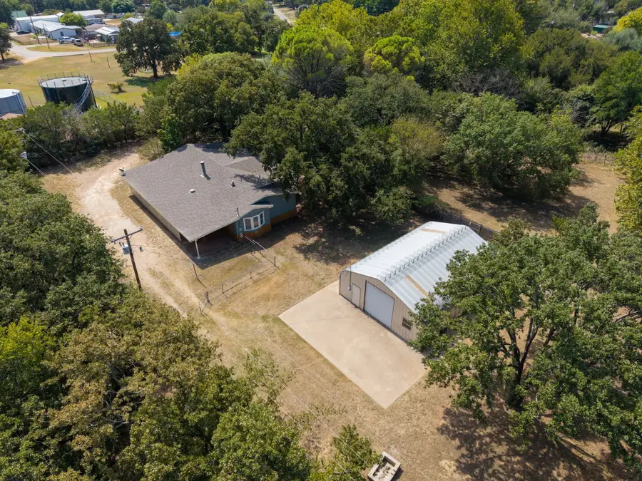 8013 River Run, Granbury, TX 76049 - Image #2