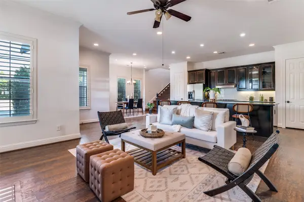 1120 Hemingway Lane, Irving, TX 75063