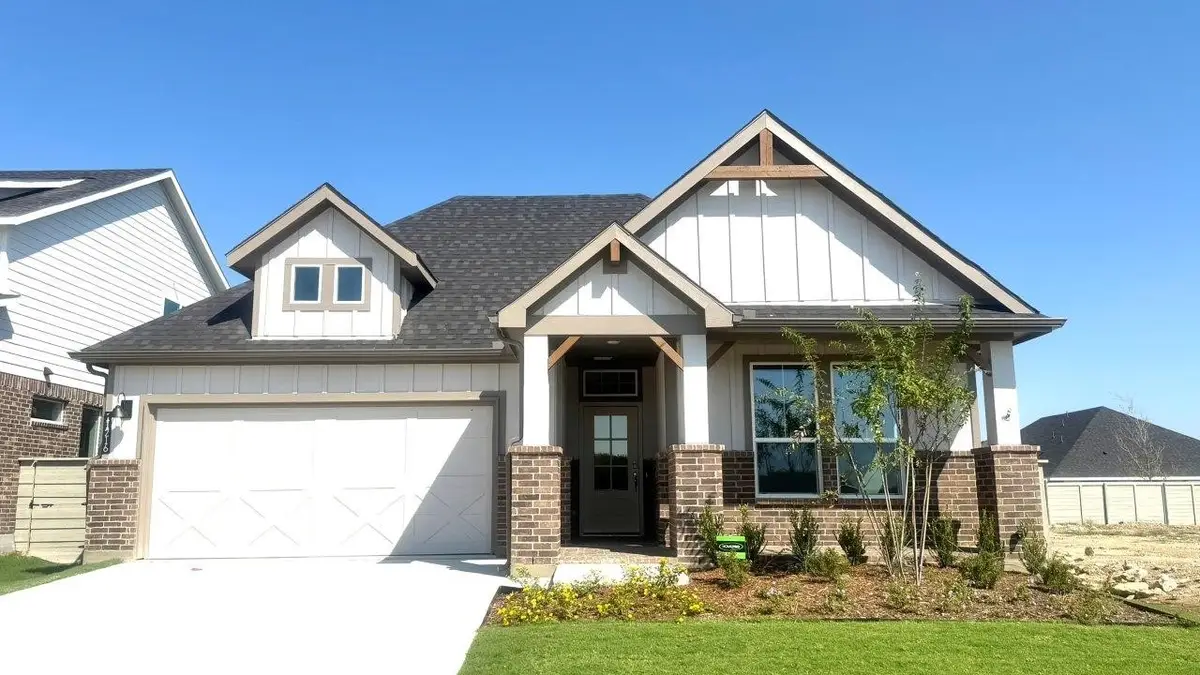 11216 Treehouse Trail, Justin, TX 76247 - #1