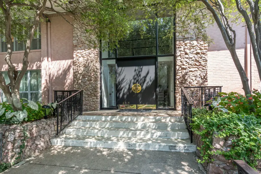 6315 Bandera Avenue #C, Dallas, TX 75225 - Image #2