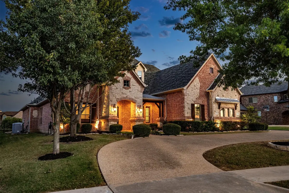 3337 Clubview Drive, Justin Roanoke, TX 76226 - Image #1