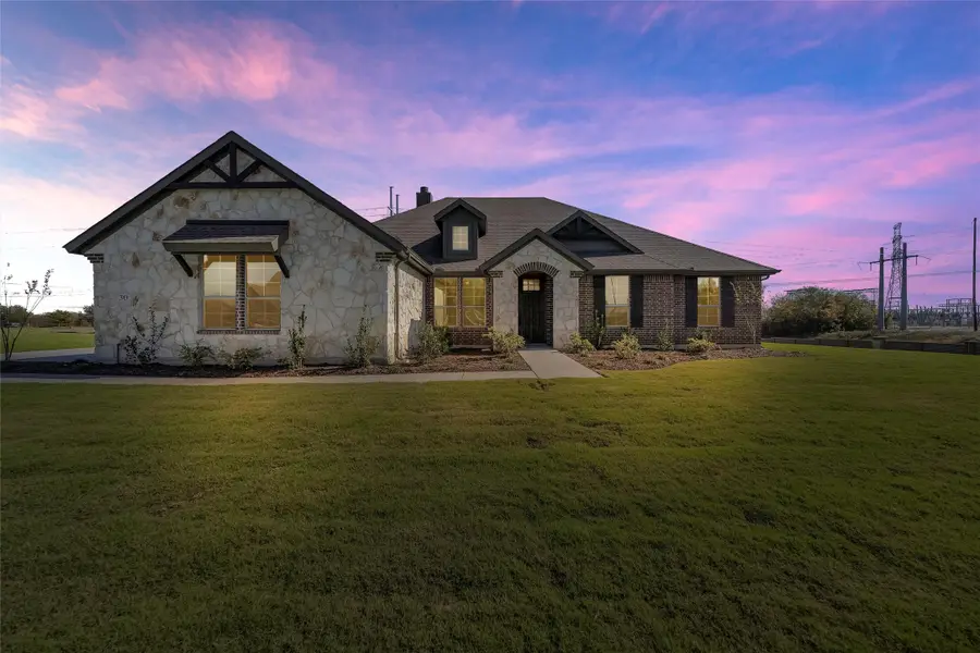 30 Roosevelt Lane, Valley View, TX 76272 - Image #2
