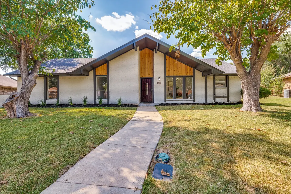 1013 Briarwood Lane, Desoto, TX 75115 - Image #1