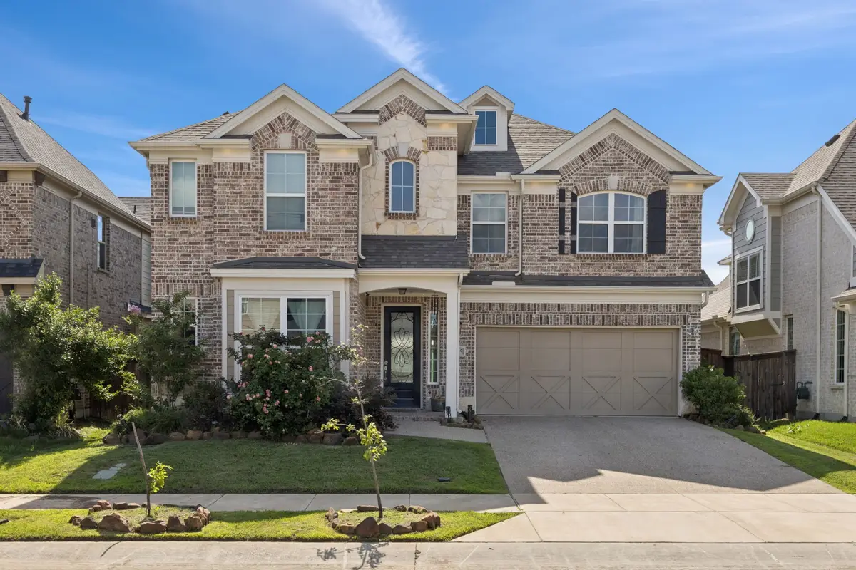 1305 Mary Horn Lane, Aubrey, TX 76227 - Image #1