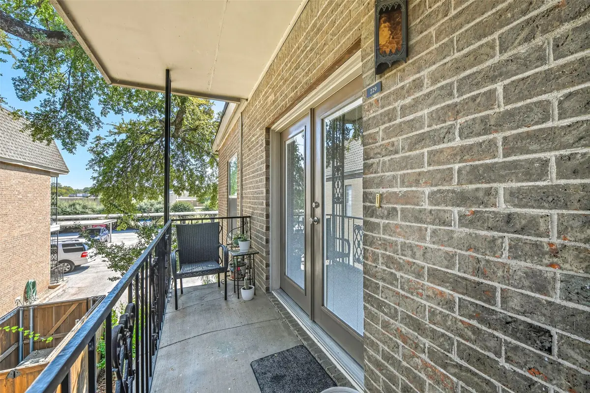 4420 Harlanwood Drive #229, Fort Worth, TX 76109 - Image #1