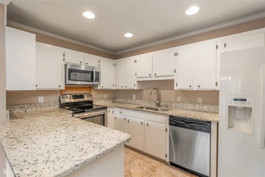 3450 Stonebrook Place, Shreveport, LA 71105 - Image #3