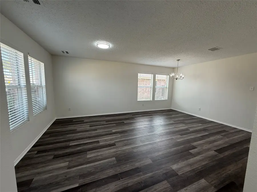 505 Brasenose Street, Fort Worth, TX 76036 - Image #3