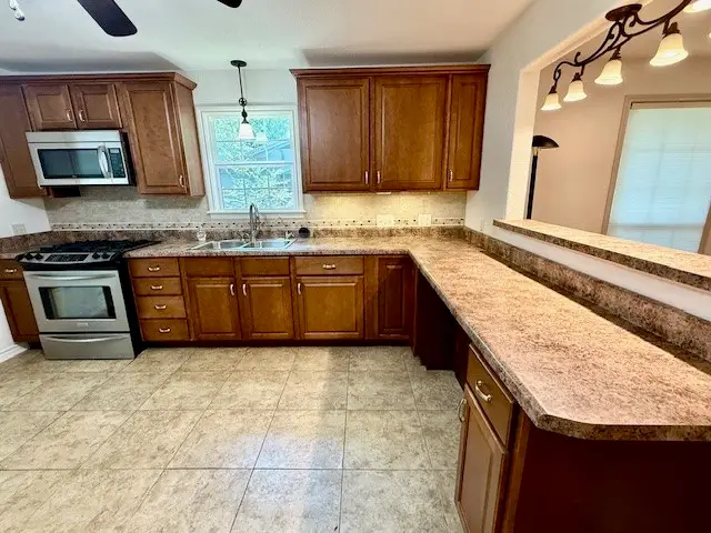 511 Bonham Avenue, Cooper, TX 75432 - Image #3