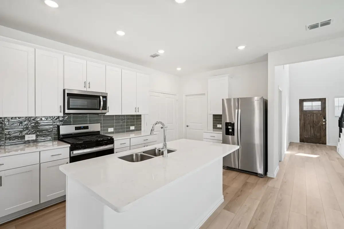 605 Clover Creek Drive, Princeton, TX 75071 - Image #1