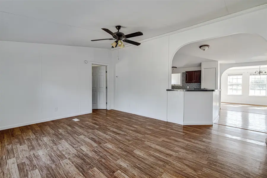 8700 Clearview Drive, Joshua, TX 76058 - Image #2