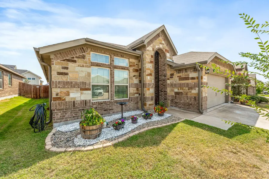 2533 Hadley Street, Weatherford, TX 76087 - Image #2