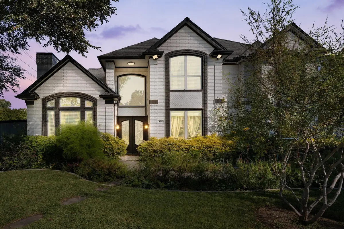 3015 Forestwood Drive, Arlington, TX 76006 - Image #1