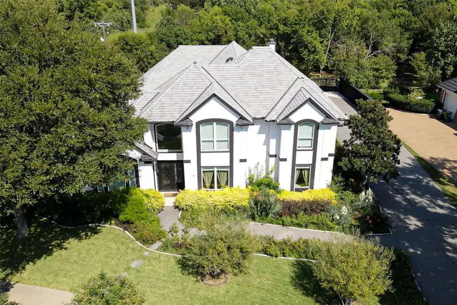 3015 Forestwood Drive, Arlington, TX 76006 - Image #2