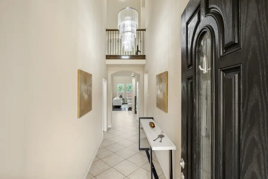 1001 Chickasaw Drive, Carrollton, TX 75010 - Image #2