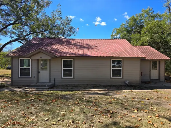 305 Gaskins Street, Como, TX 75431