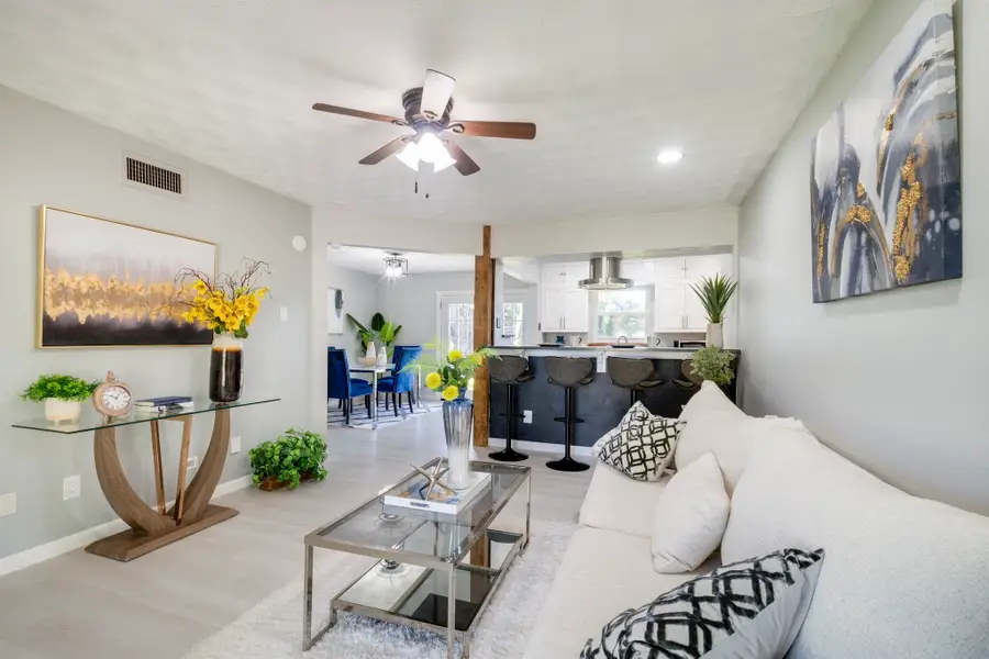 11304 Rupley Lane, Dallas, TX 75218 - Image #3