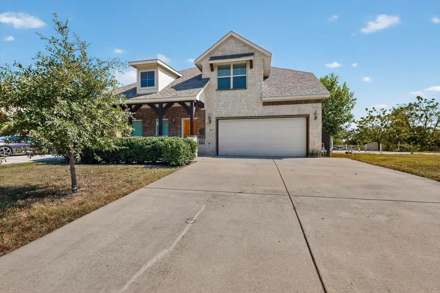 700 N Irving Heights Drive, Irving, TX 75061 - Image #3