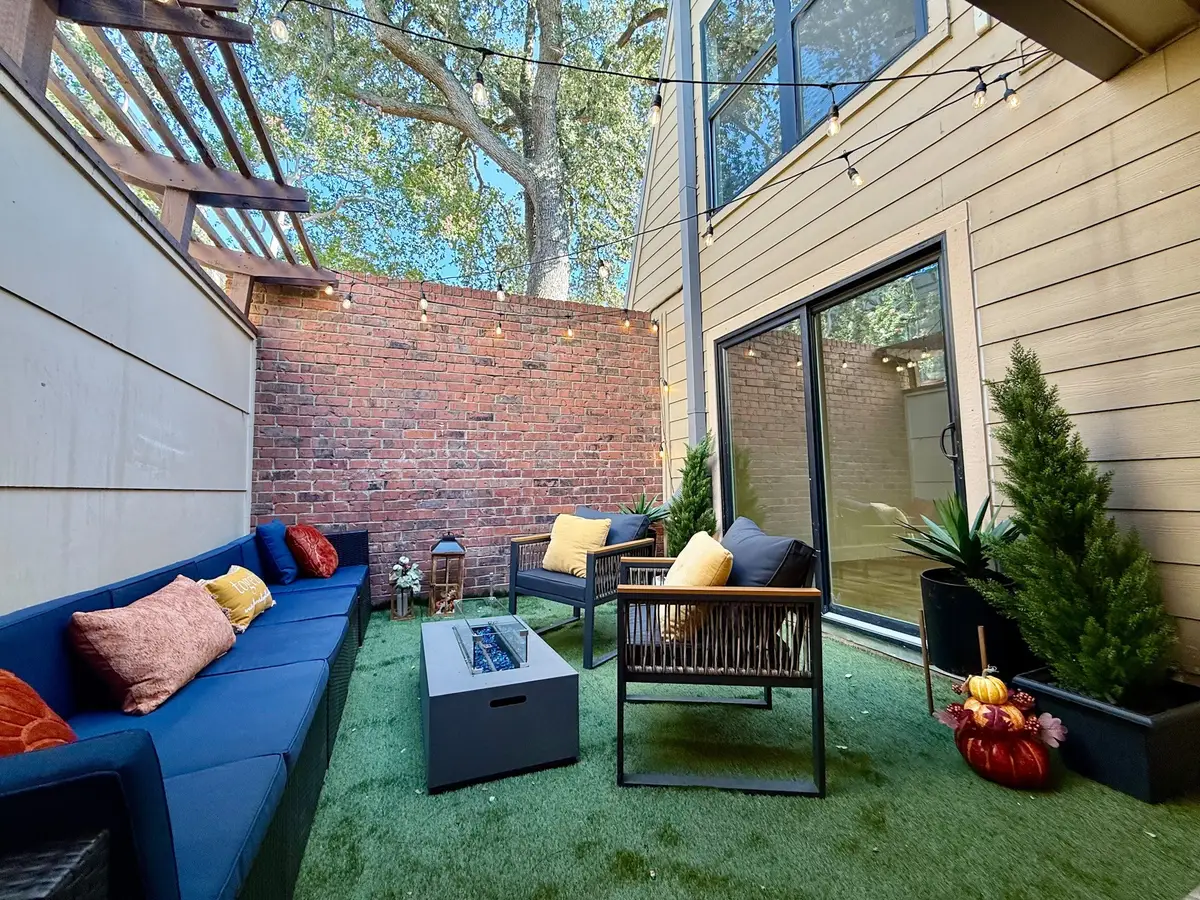 3929 Buena Vista Street #F, Dallas, TX 75204 - Image #1