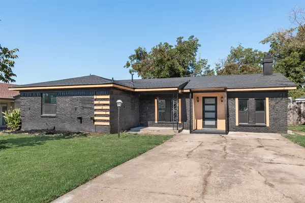 3229 Santiago Drive, Mesquite, TX 75150