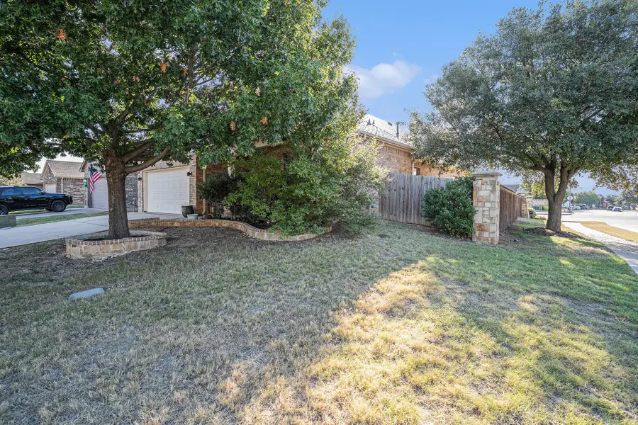 2200 Laurel Forest Drive, Fort Worth, TX 76177 - Image #2