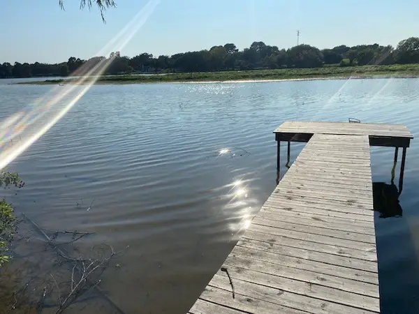 122 Summit Ridge Drive, Gun Barrel City, TX 75156