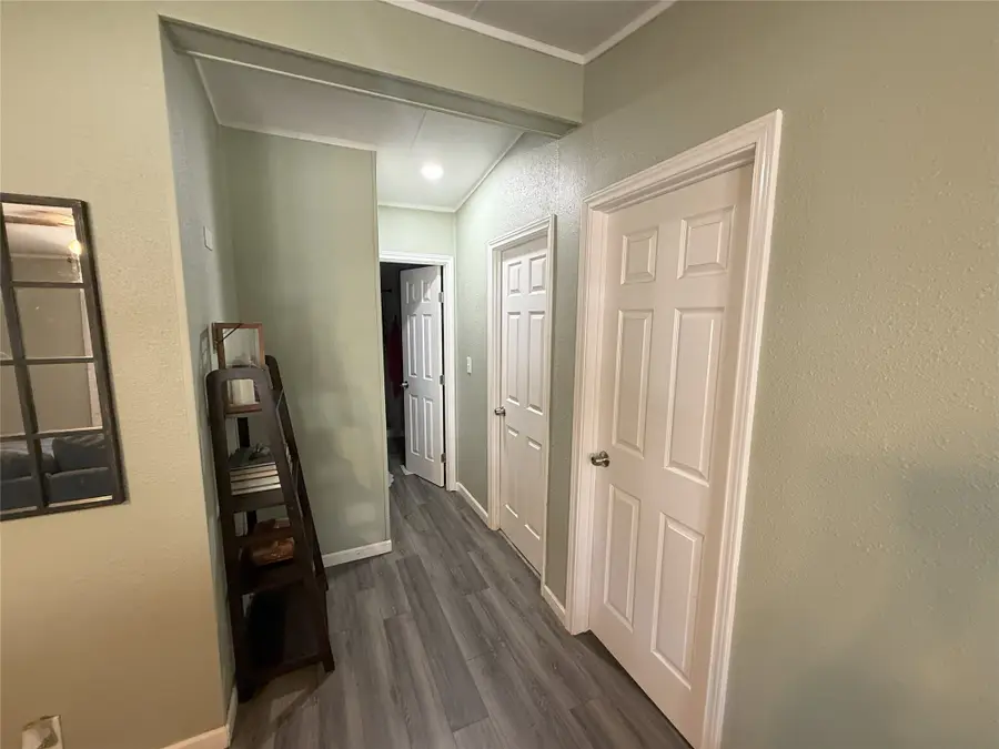 103 Halsell Street, Bridgeport, TX 76426 - Image #2